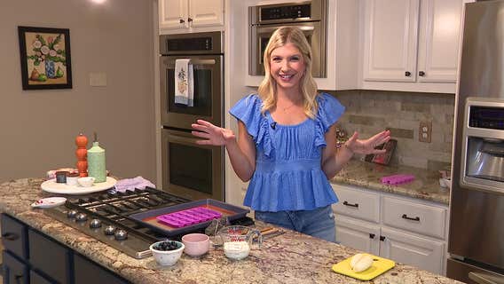 How to make frozen yogurt dog treats