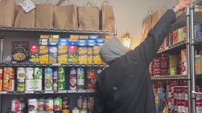 Millions of Illinois families prepare to lose SNAP benefits amid government shutdown