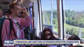 Lynnwood Link light rail extension open for commuters