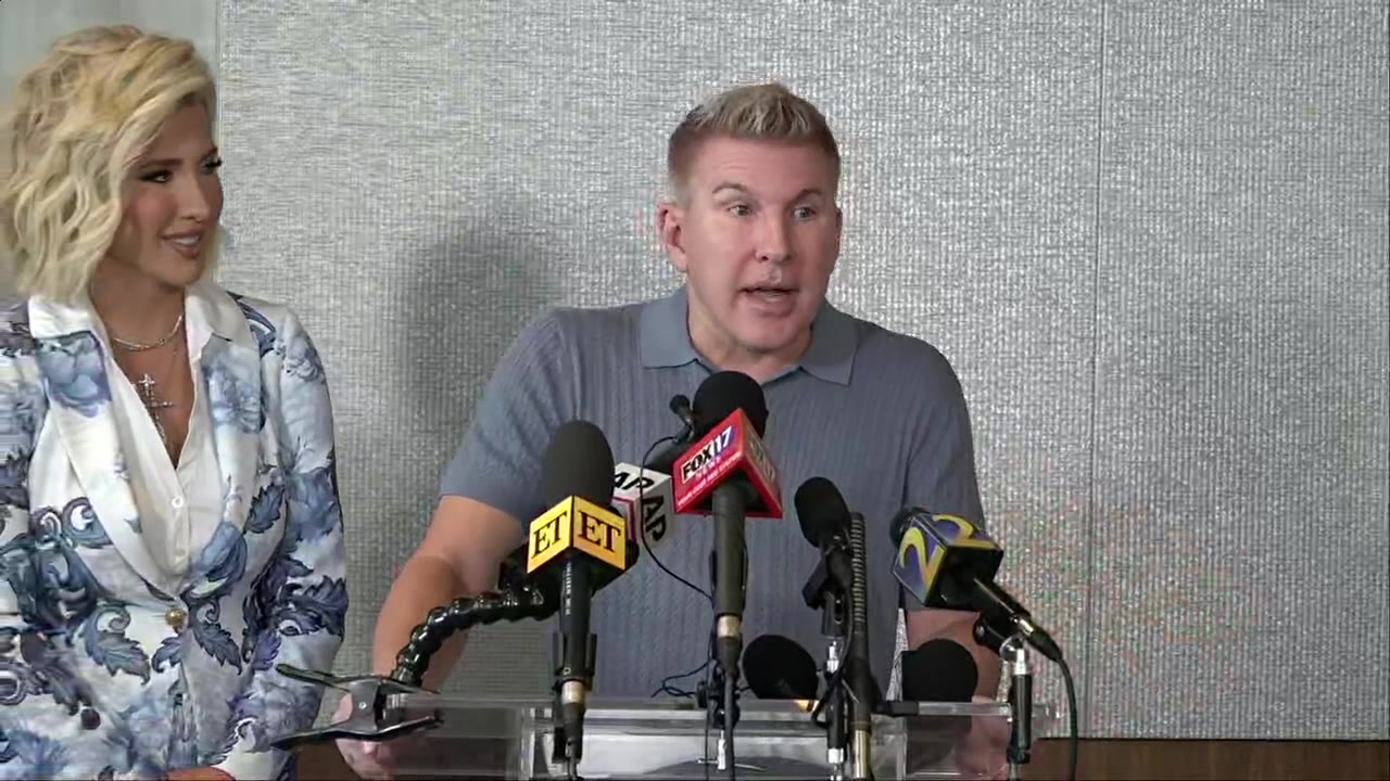 Todd Chrisley talks Trump pardon, prison release | FULL