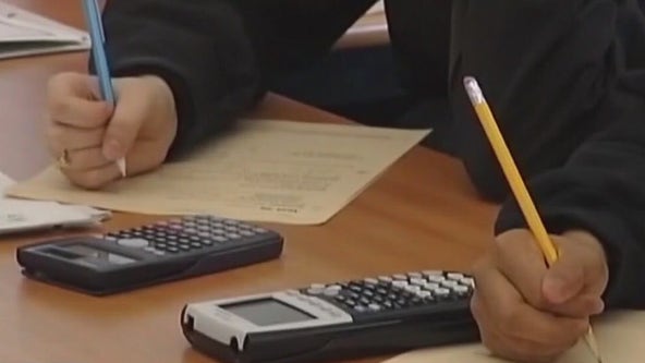 Texas House gives initial approval to allow prayer in schools