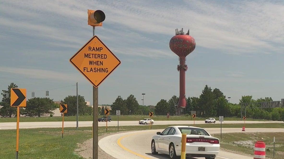 Ramp metering on I-96 to begin, hoping to improve merging, safety
