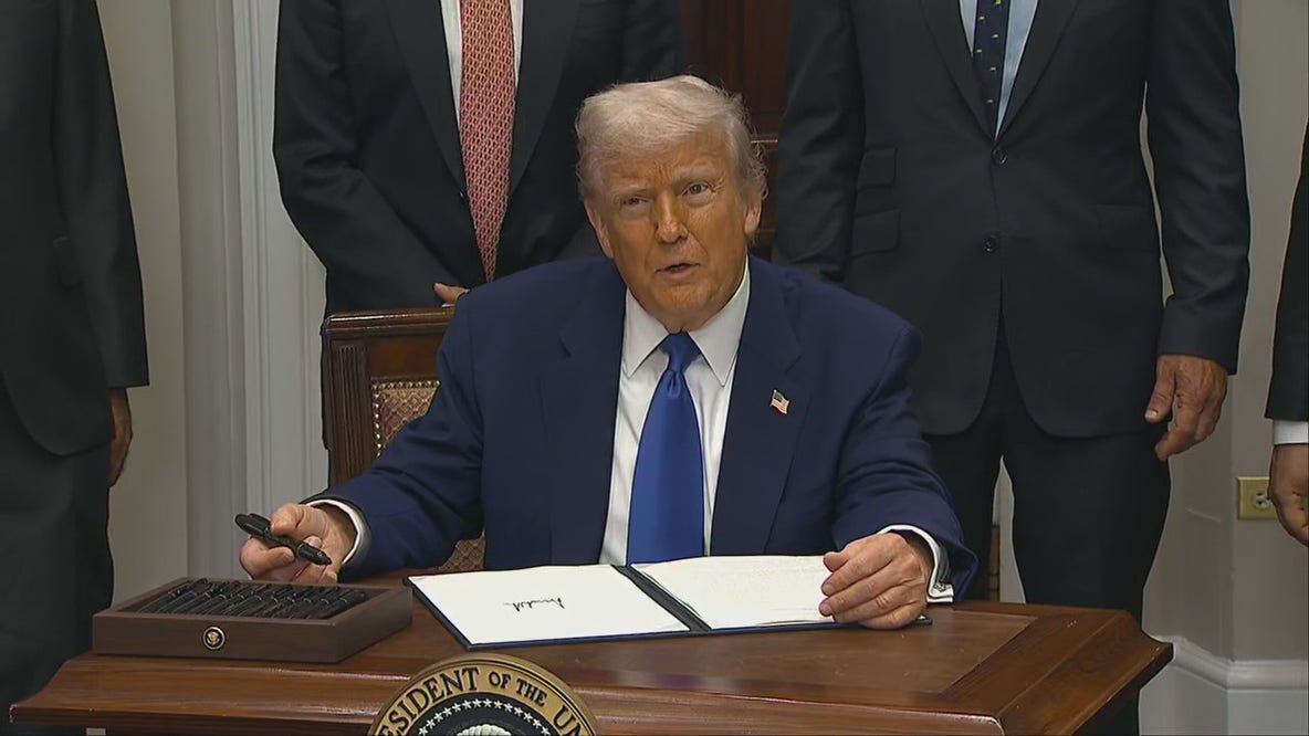 President Trump speaks from Oval Office
