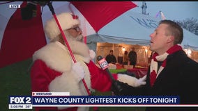 Santa helps start Wayne County Lightfest