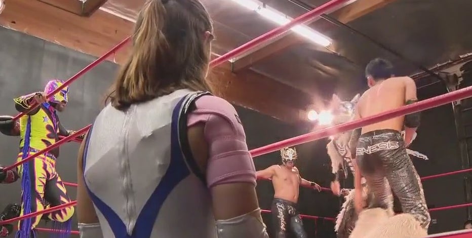 Lucha libre, cultural phenomenon, brings Hispanic heritage to the Bay Area