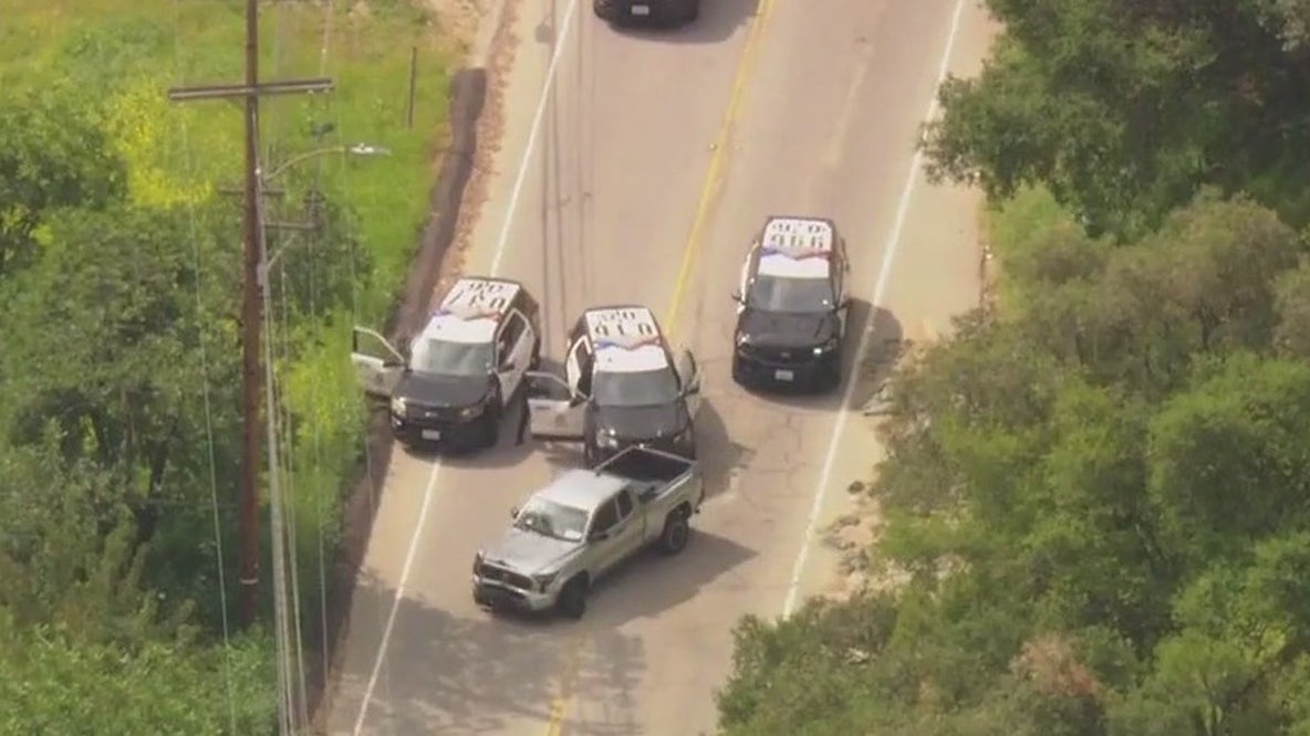 Police attempt PIT during slow-speed pursuit