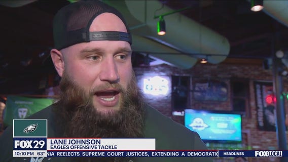 Eagles players swap football for bartending to support veterans