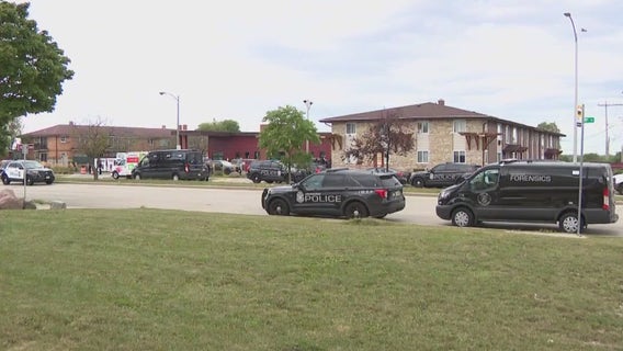 3 Milwaukee police officers, suspect wounded in shooting, 91st and Custer