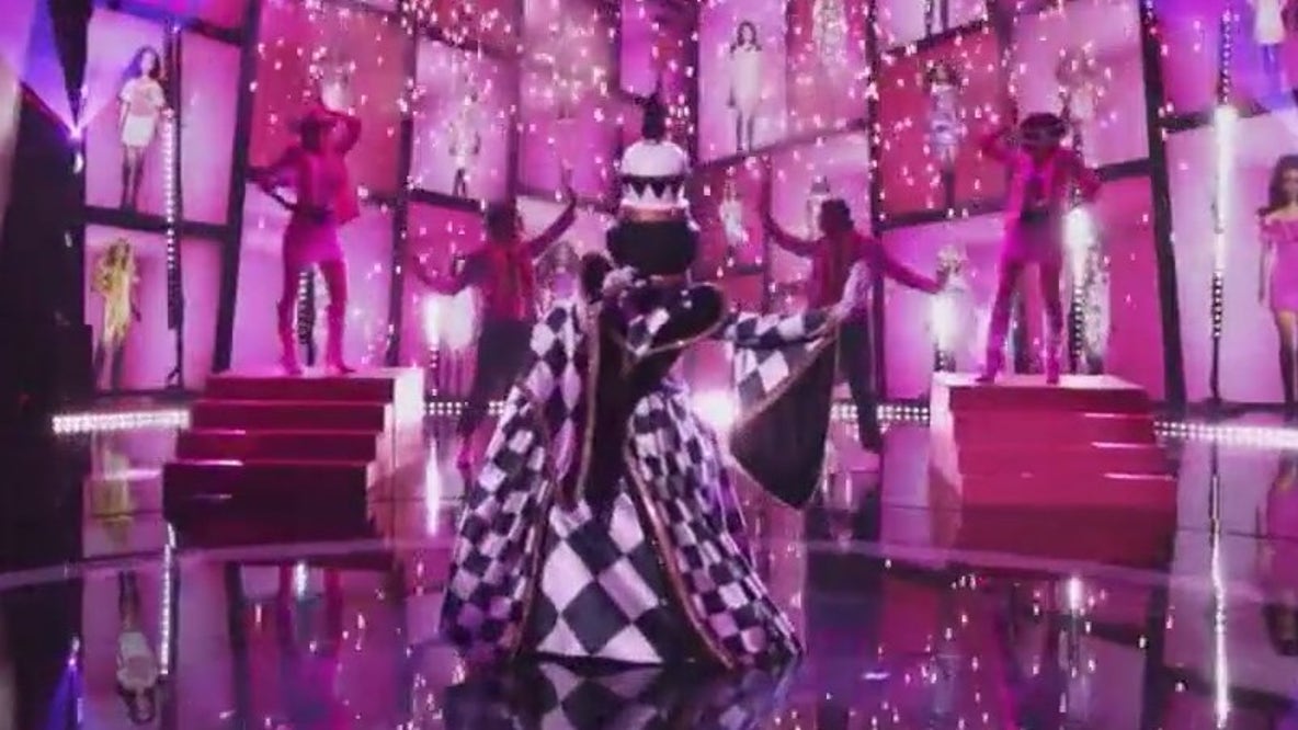 The Chess Piece revealed on the Masked Singer