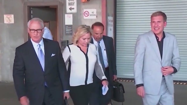 President Trump to grant full pardons to reality TV stars Todd and Julie Chrisley