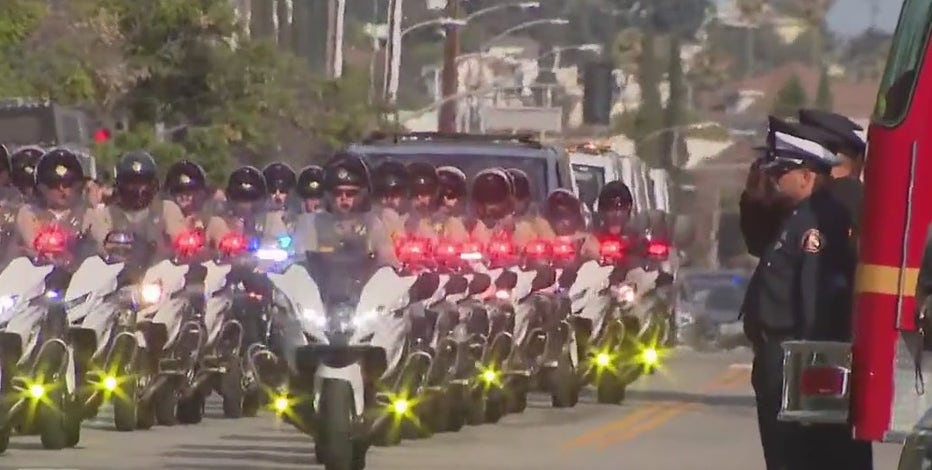 3 LA sheriff's deputies killed in explosion