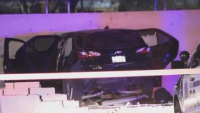 Driver dies after crashing into wall following pursuit in Mesa, police say