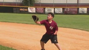 NJ little leaguer with one hand defies odds