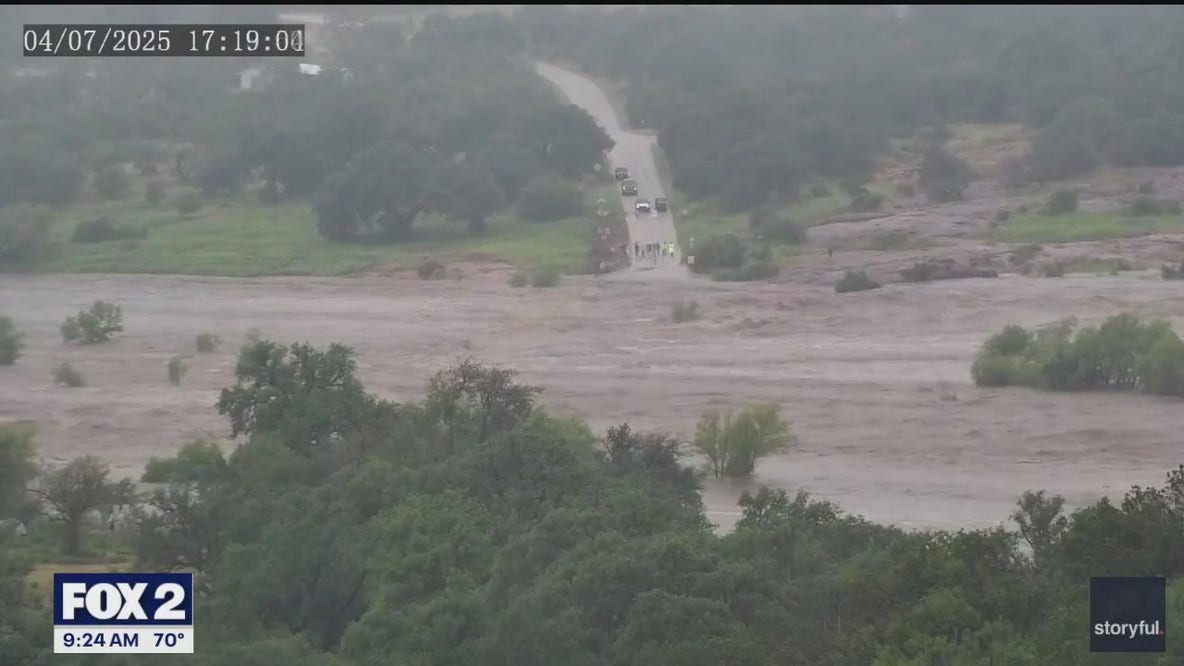 Guadalupe River jumped almost 19 feet in an hour