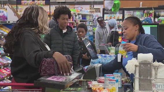 Black-owned grocery store hosts food giveaway