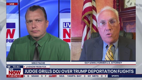 US revokes legal status for 532,000 migrants