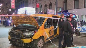 3 hospitalized after taxi hits pedestrians in Manhattan