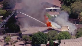 Firefighters injured in Mesa house fire