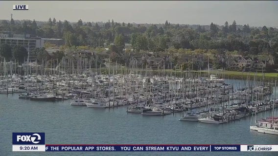 Mild coast, warm bay, hot inland