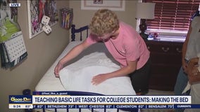 Teaching basic life tasks to college students: Making the bed