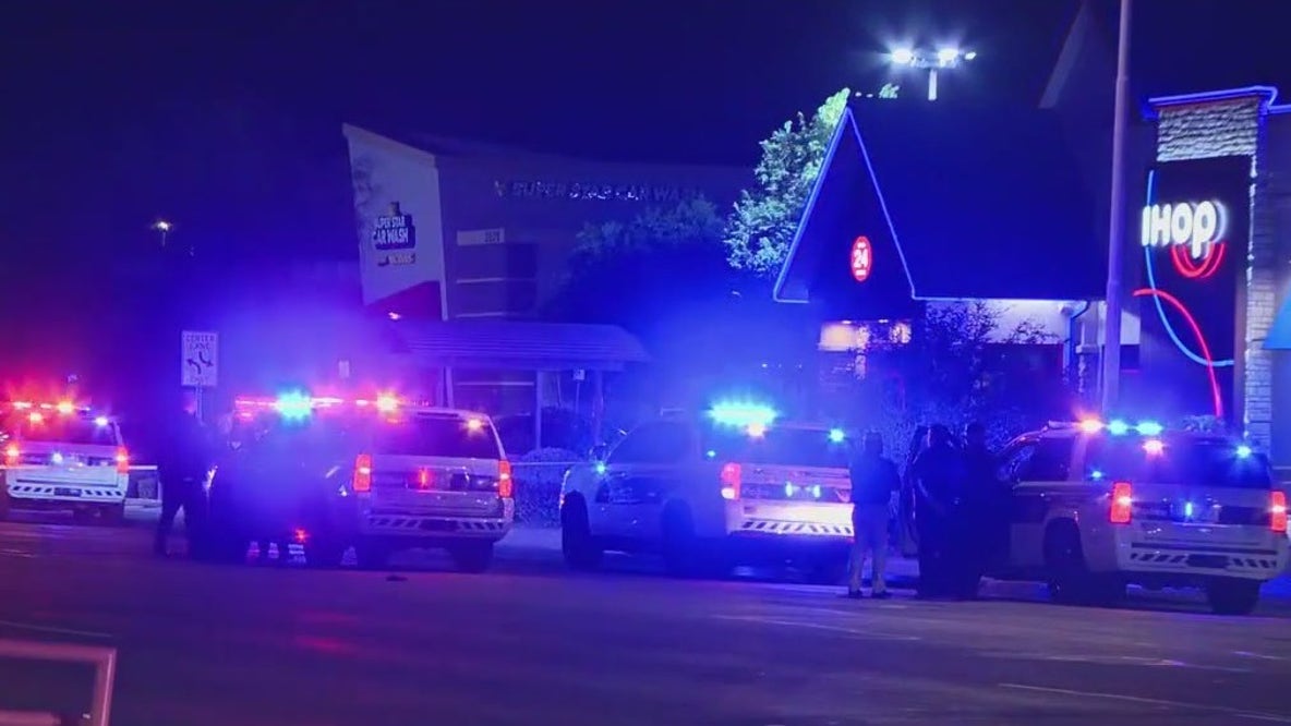 Man with hatchet shot by officers outside IHOP: PD