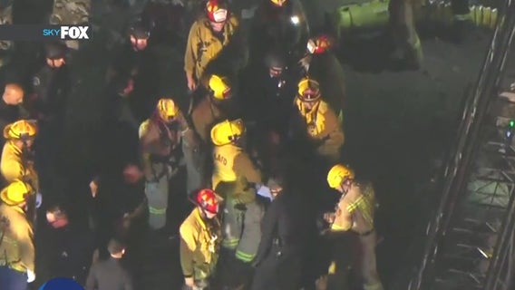 Police chase suspect falls in hole trying to run