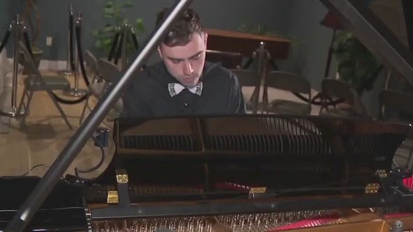 Ukrainian pianist Alex Syedin: Tuning In