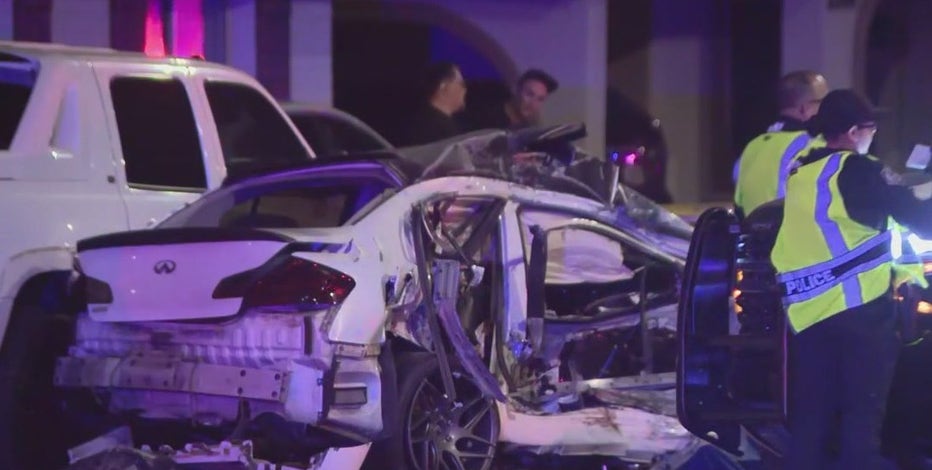 Man dead following crash at Mesa intersection: PD