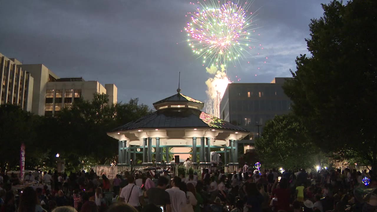 Celebrators brave heat, humidity for July 4th festivities