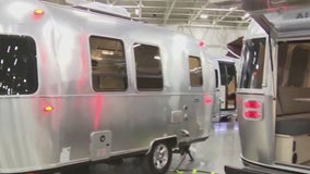 Travel trailer, basecamp trailer, or camping coach
