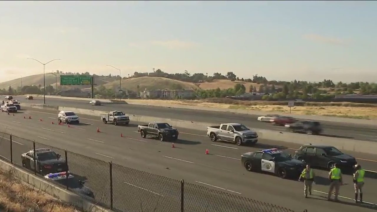 Fatal Livermore motorcycle crash leaves traffic backed up for miles – KTVU FOX 2 San Francisco