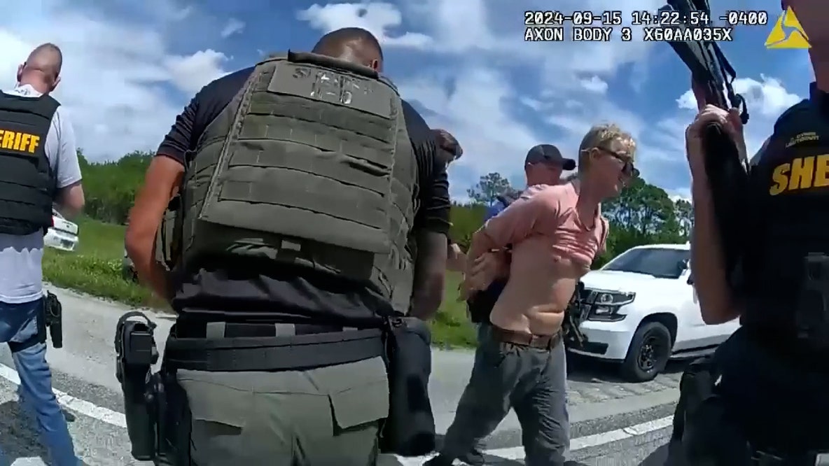 Bodycam shows arrest of assassination attempt suspect