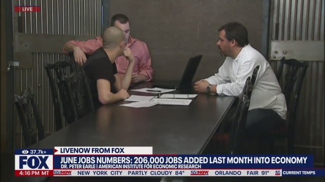 Job scams surged 118% in 2023 due to AI, watchdog group warns