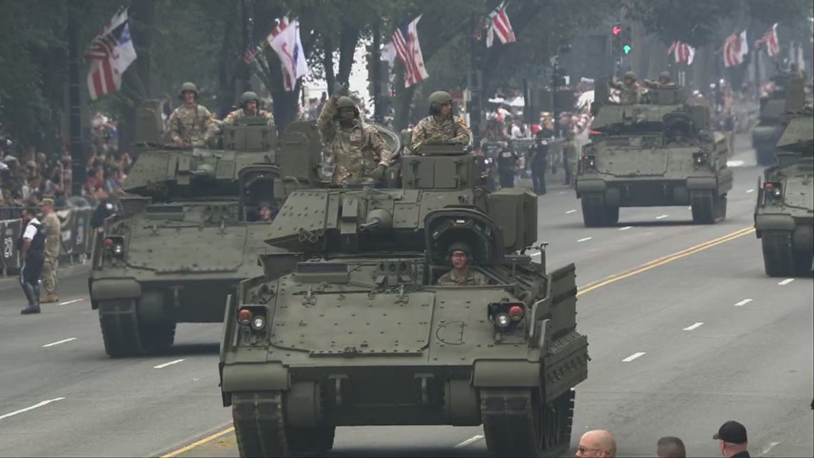 Military parade video: Gulf War era