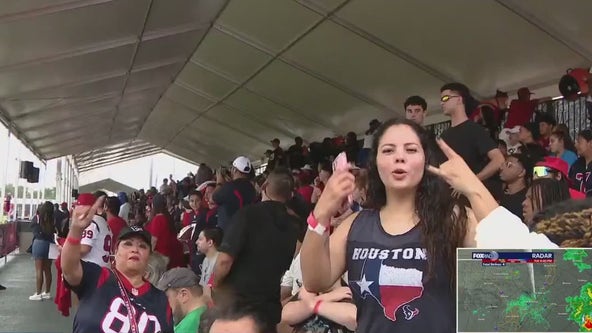 Texans fans join in on Training Camp