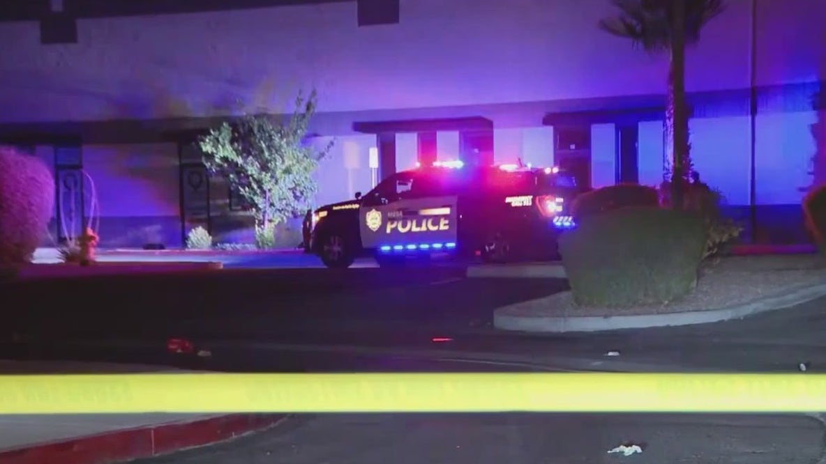 Mesa Police investigate shooting at a business