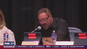 Fiery school board meeting held after school board member offers apology for comments made about VP Harris