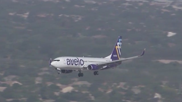 Avelo Airlines flying deportation flights out of Phoenix-Mesa Gateway Airport