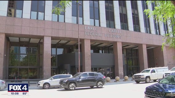 Witnesses report plainclothes ICE agents making arrests at Dallas immigration court