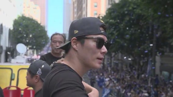 Ohtani, Yamamoto and Betts greet fans