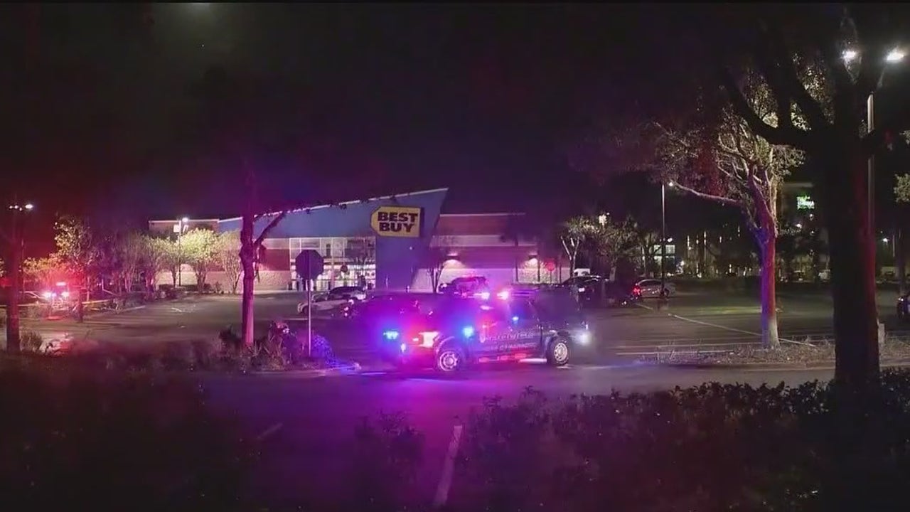 Deadly shooting in sanford near best buy fox 51 gainesville