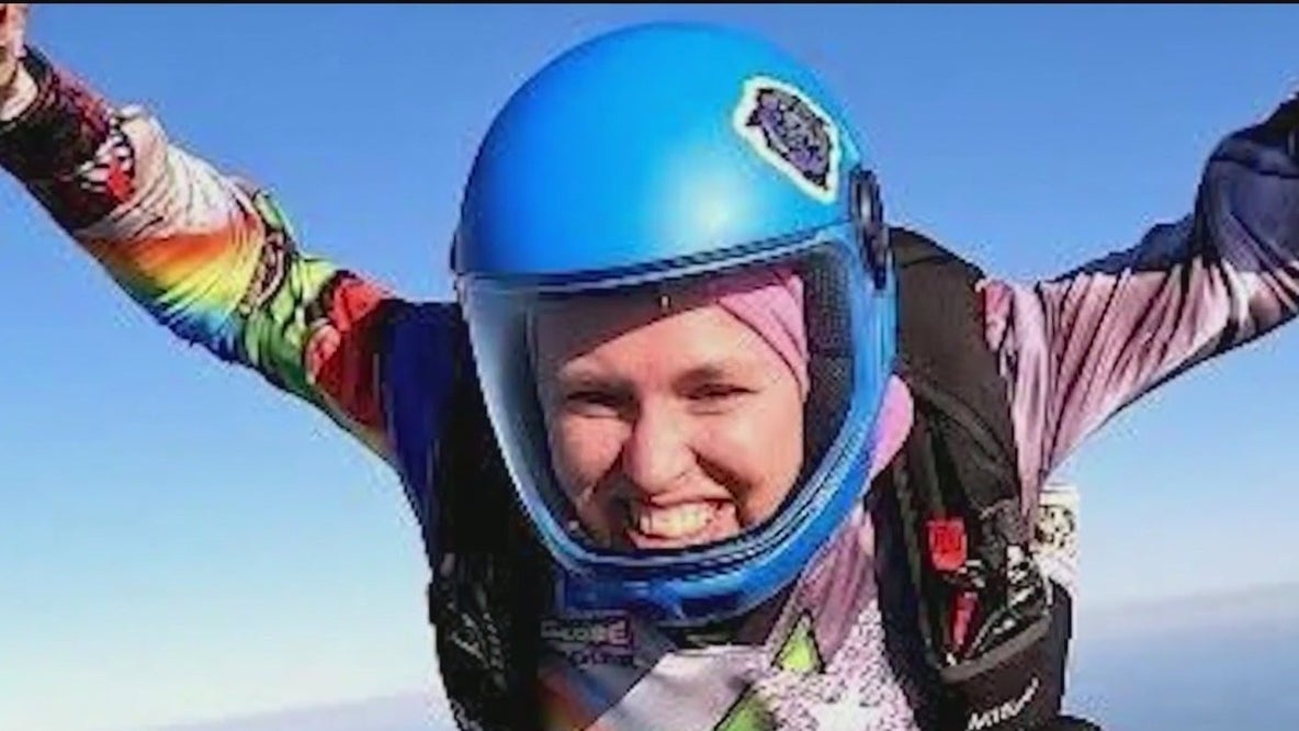 Skydiver dies after mid-air incident