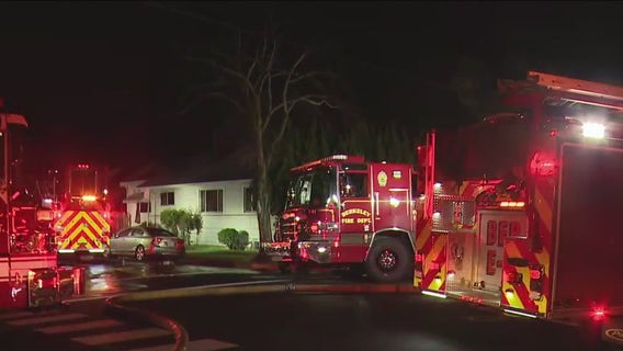 4 injured in Berkeley house fire