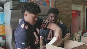 Chicago Bears team up with Firehouse Community Arts Center to help at-risk youth