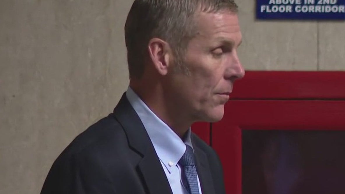 DA discredits ex-SFPD inspector testifying for defense after Nima Momeni answers jury's questions