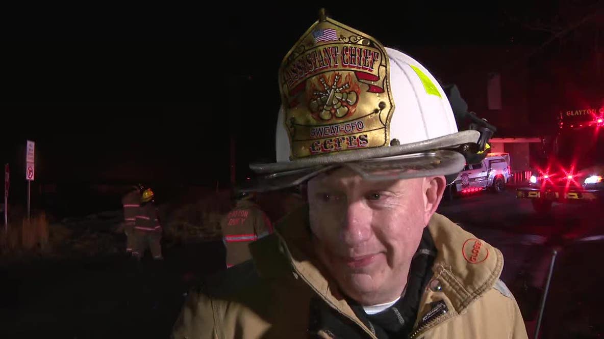 Clayton County mattress, furniture stores catch fire
