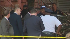 2 NYPD sergeants shot after police chase