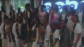 Chicago students win big scholarships at Juneteenth celebration