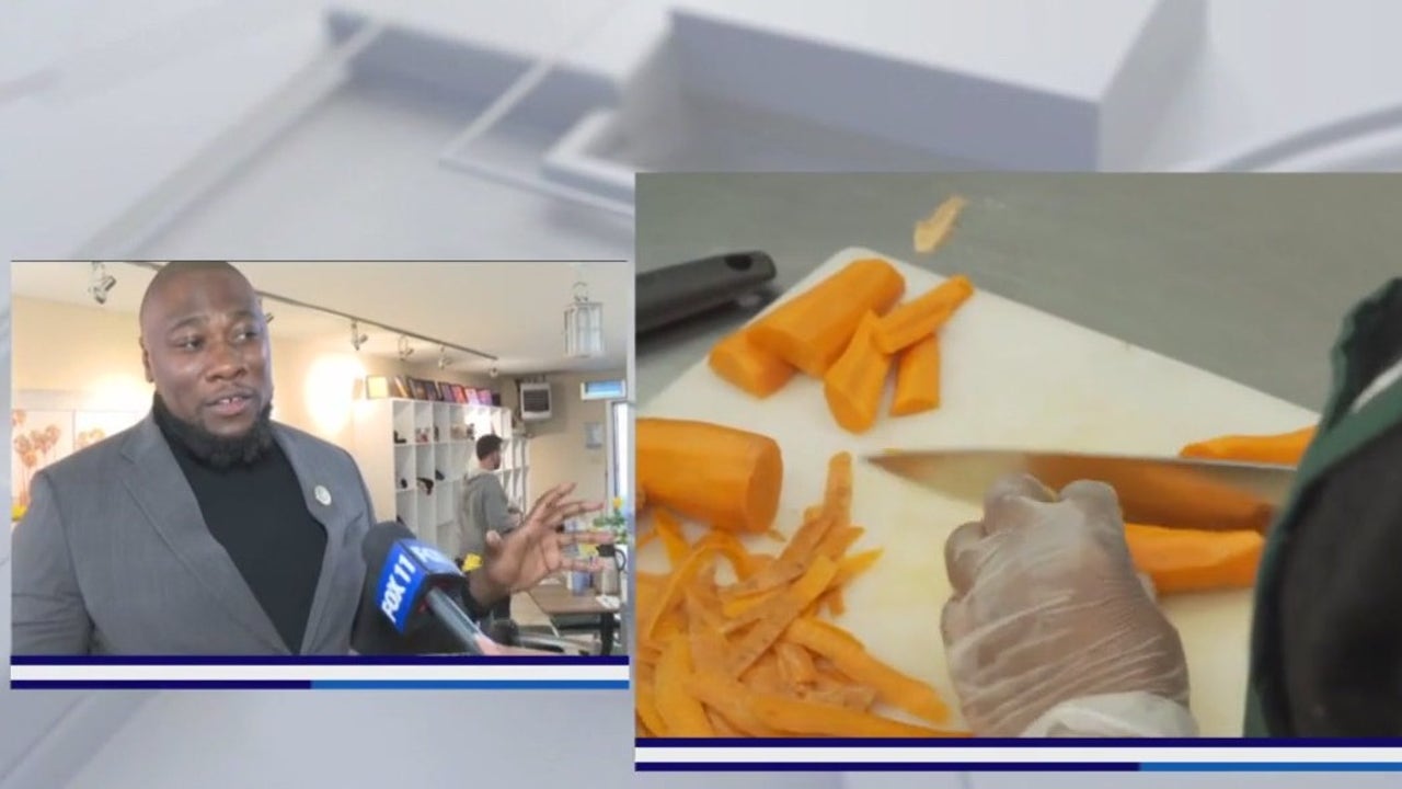 Bread and Roses Cafe celebrates 35th anniversary FOX 11 Los Angeles