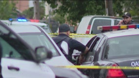 Quadruple shooting leaves 2 dead in Oakland